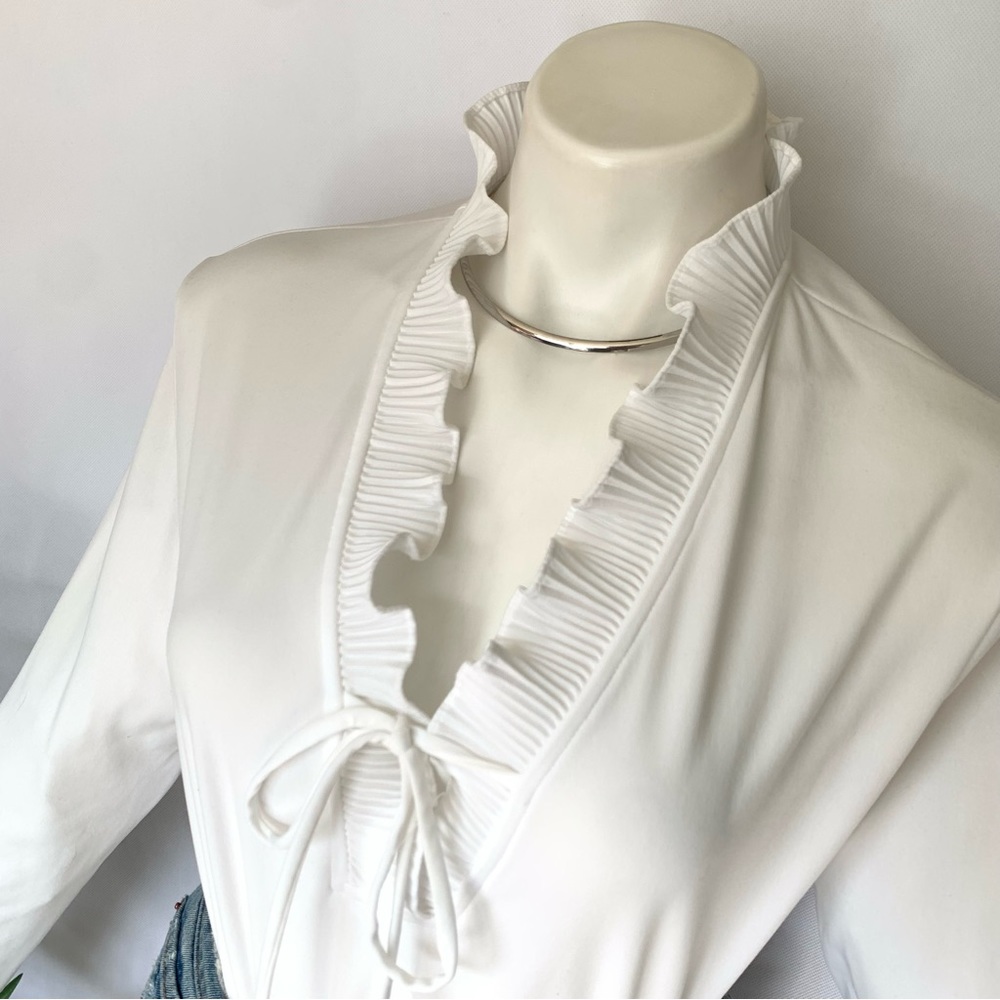 v i n t a g e :: Whimsical Romantic Ruffle Pleated Blouse - Picture 3 of 13